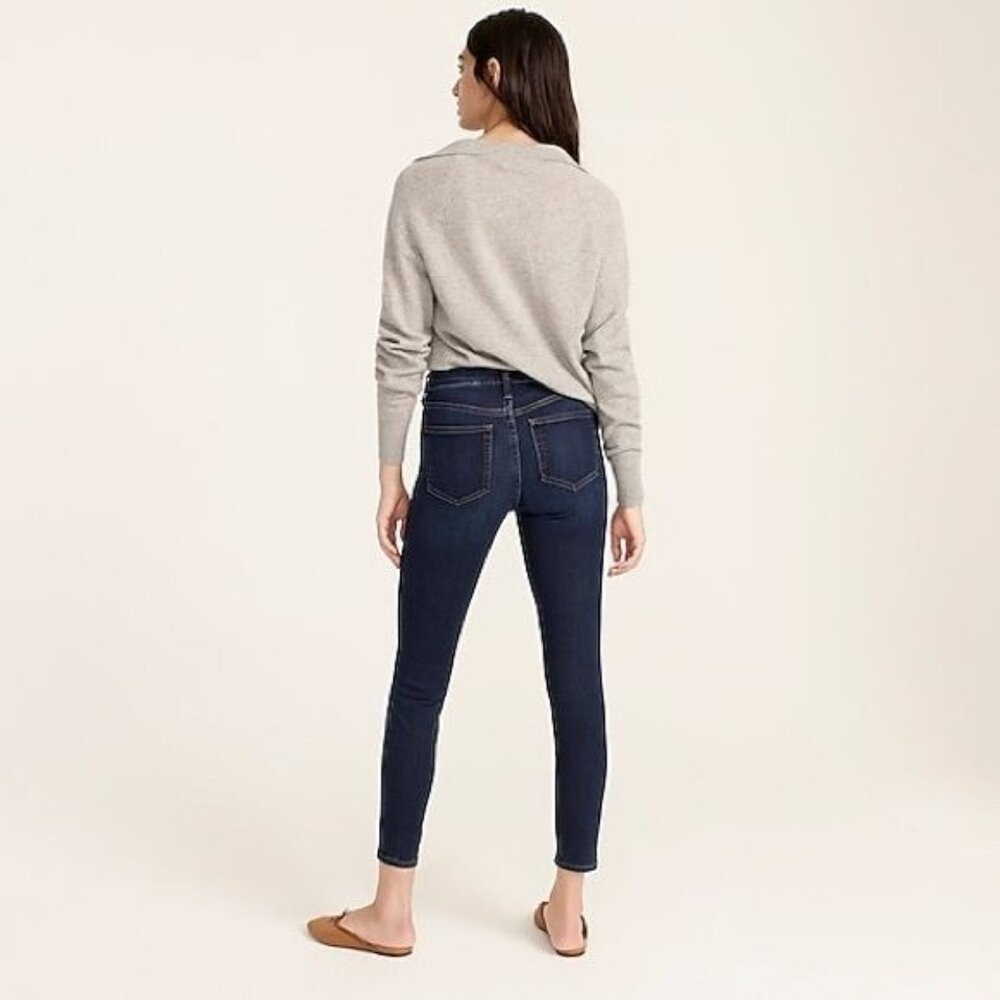 J Crew 9" mid-rise toothpick jean in Point Lake wash J1885, Size 26 - Picture 2 of 5